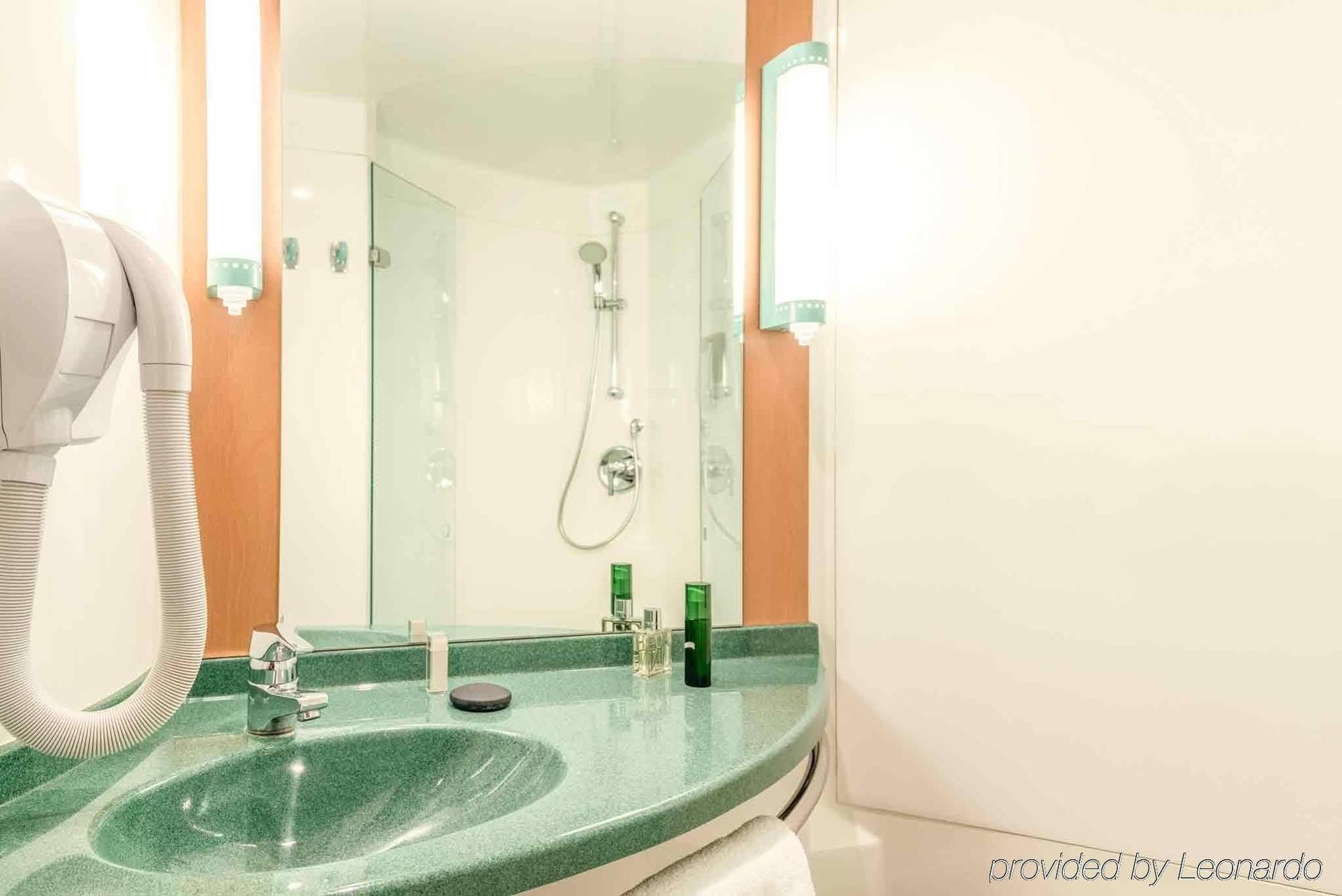 Hotel Ibis Paris Saint-denis Stade Sud